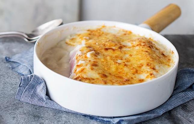 HESPENROLLETJES IN BLOEMKOOLSAUS-645.jpg